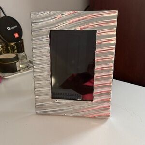 Wave Textured Aluminum Photo Frame